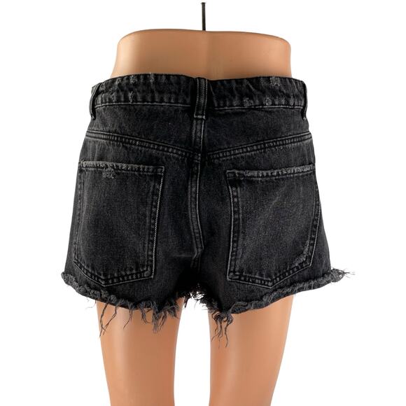 Zara Women's Black Mid Rise Frayed Raw Hem Cut Off Denim Jean Shorts Size 6 - Picture 2 of 4